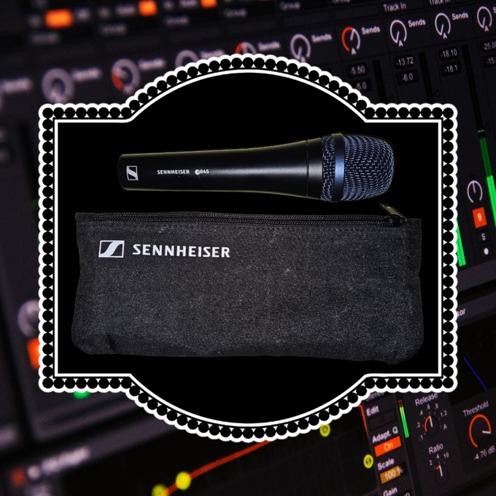 Sennheiser Professional E 945 Dynamic Super-Cardioid Vocal Microphone